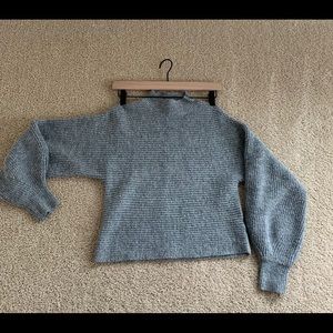 Lulus - Gray Crop Sweater